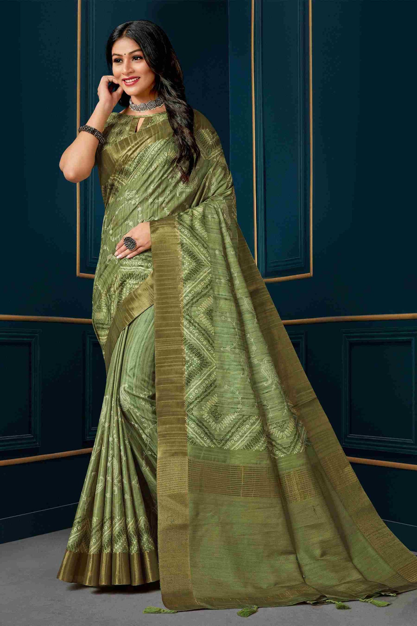 Catalog Designer Embroidery Work Saree