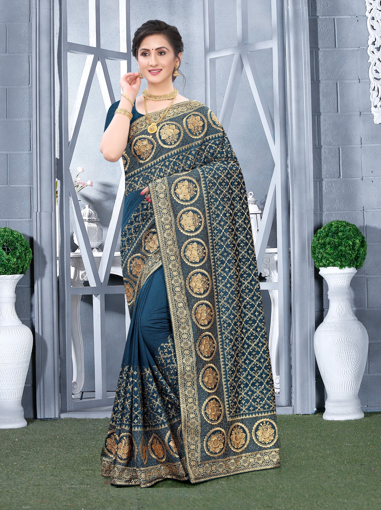 Catalog Designer Embroidery Work Saree