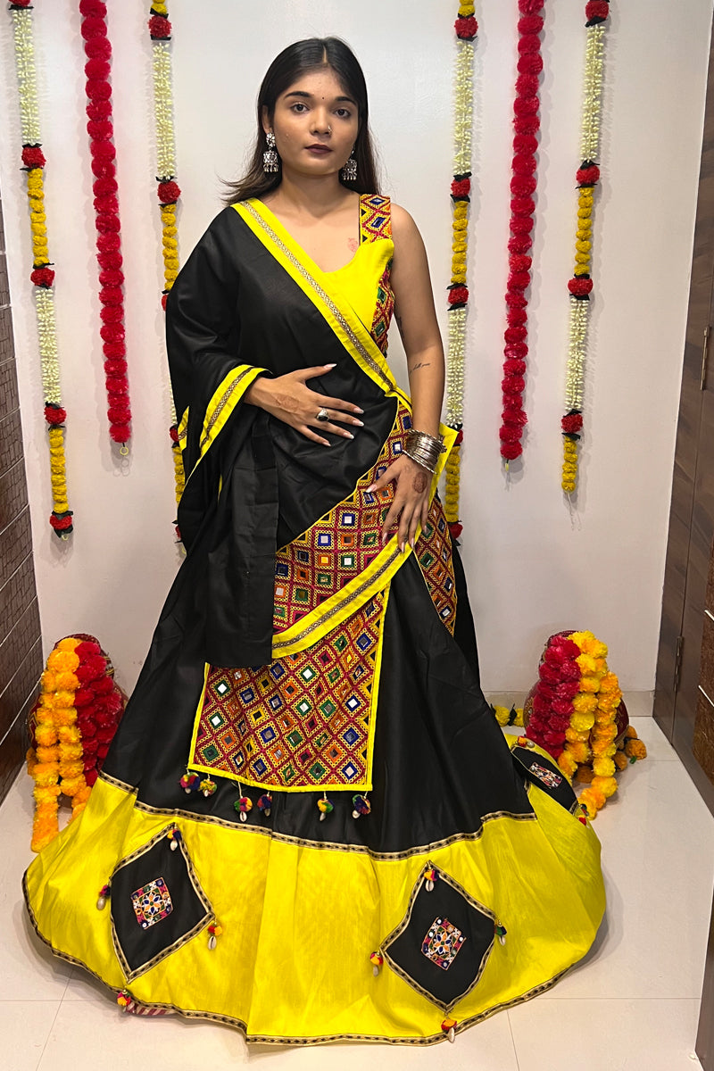 New Semi Stitiched Lehenga Choli