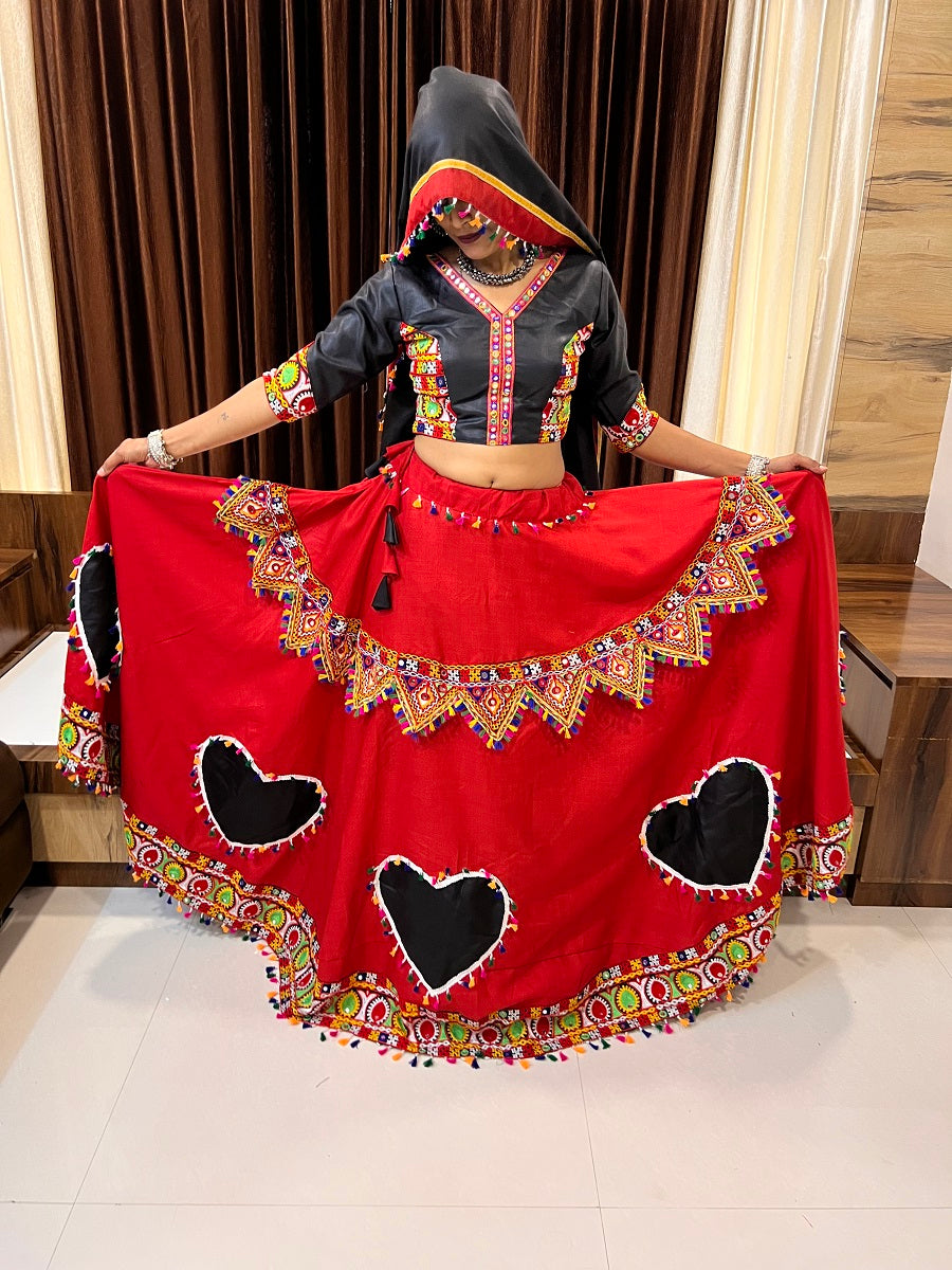 New Semi Stitiched Lehenga Choli