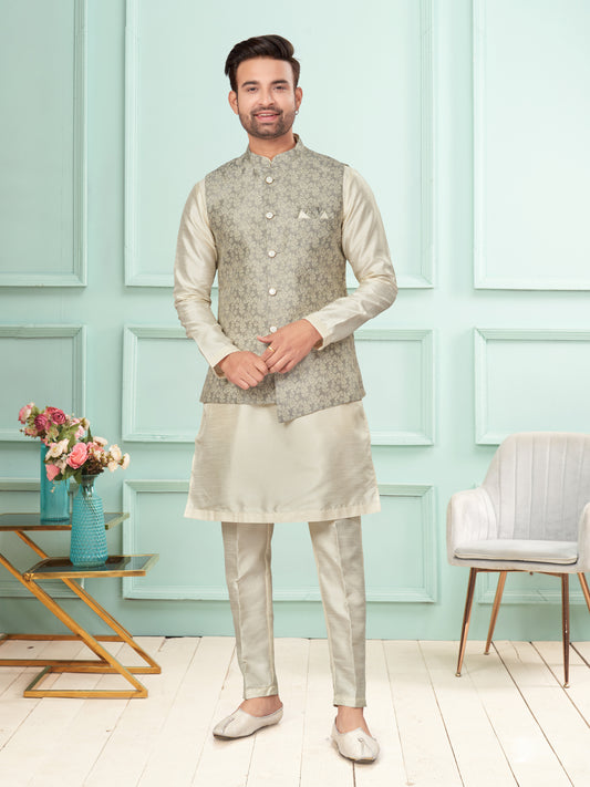 Kurta Pyjama With Jacket