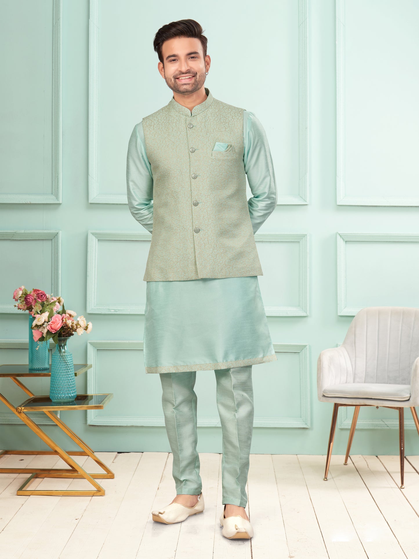 Kurta Pyjama With Jacket