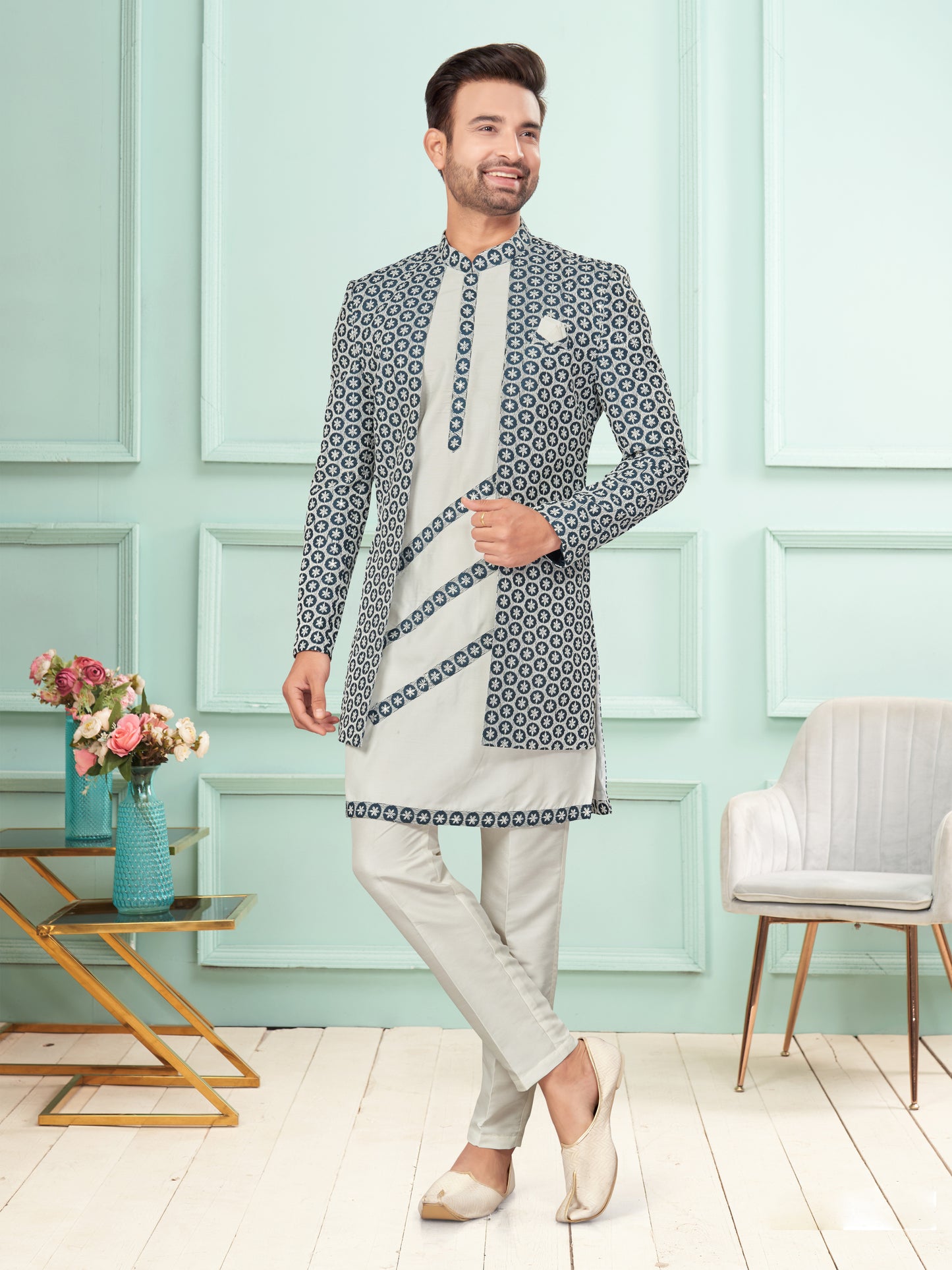 Kurta Pyjama With Jacket