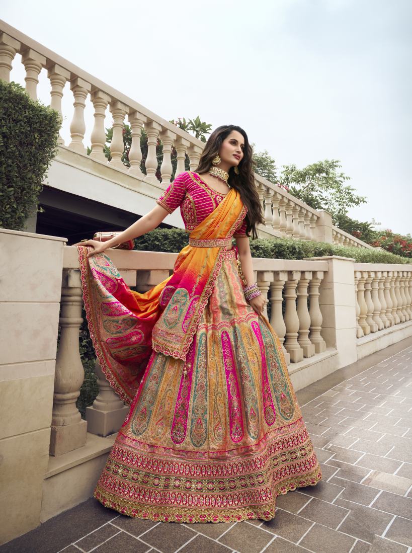 New Semi Stitiched Banarasi Lehenga Choli