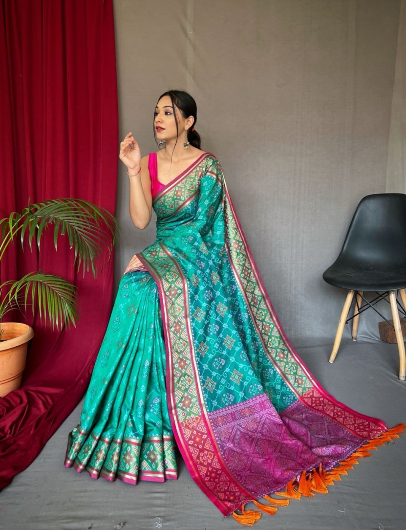 Catalog Designer Saree