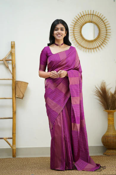 Catalog Designer Saree