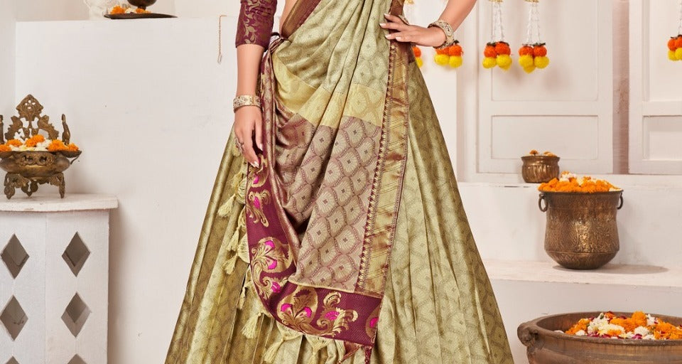 New Semi Stitiched Banarasi Lehenga Choli