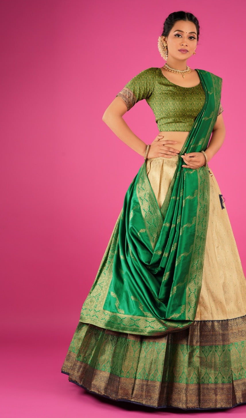 New Semi Stitiched Banarasi Lehenga Choli