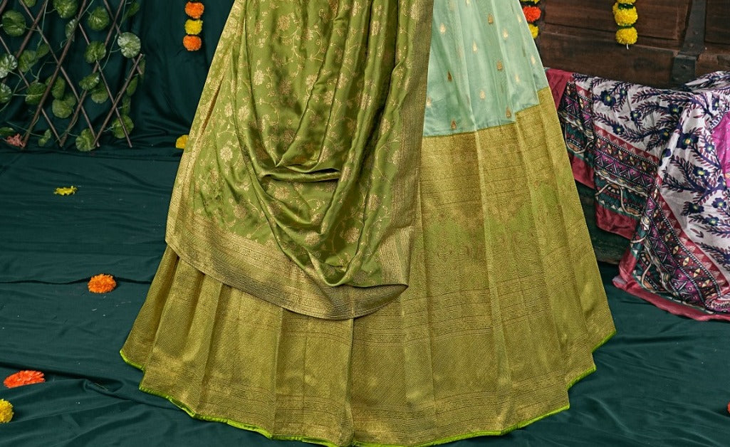 New Semi Stitiched Banarasi Lehenga Choli