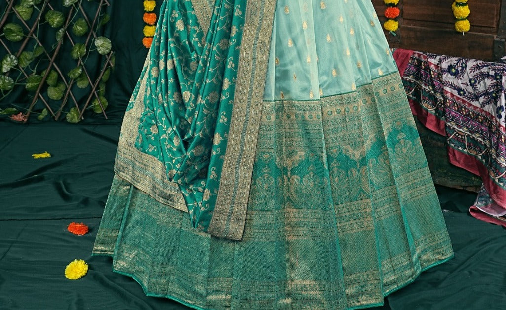 New Semi Stitiched Banarasi Lehenga Choli