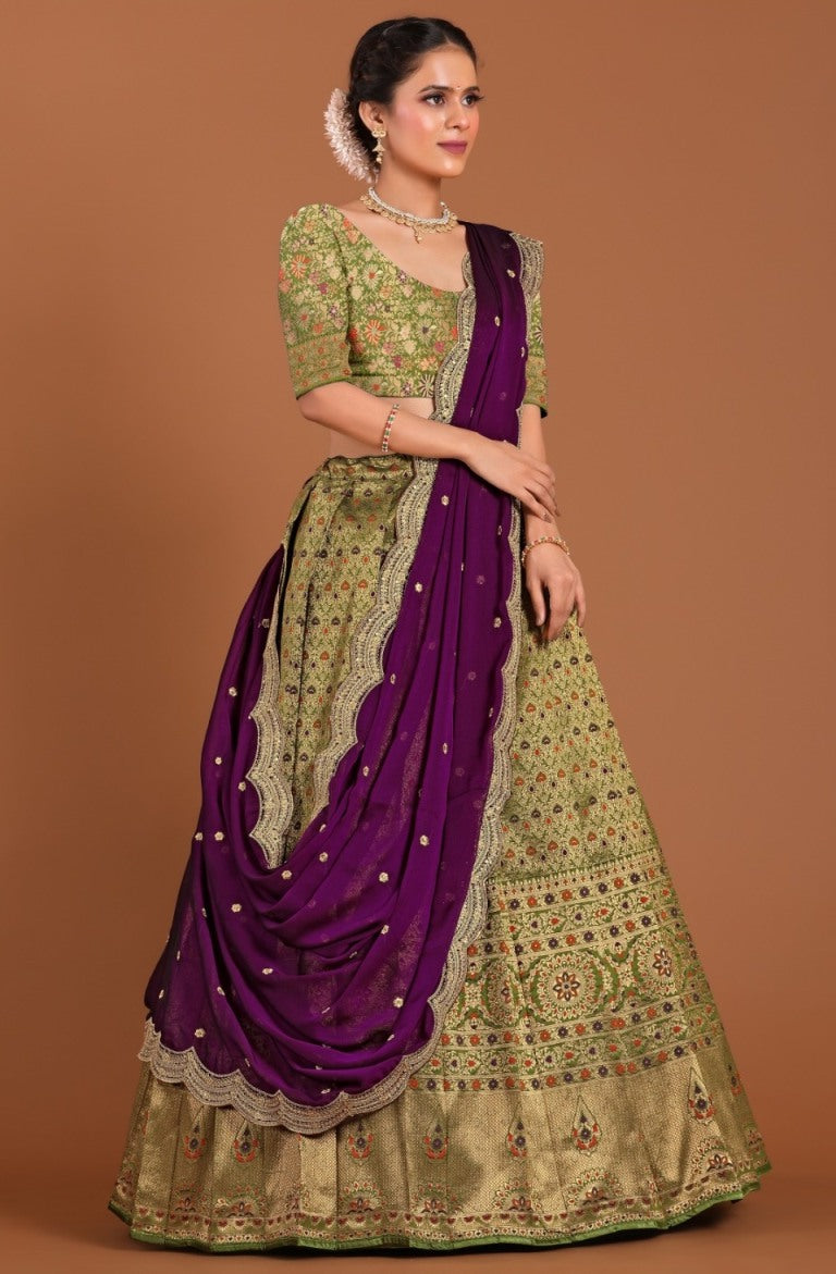 New Semi Stitiched Banarasi Lehenga Choli