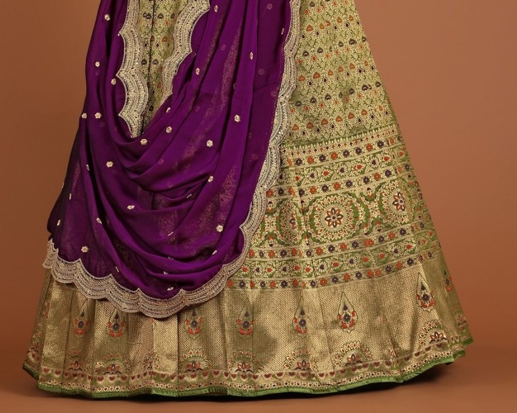 New Semi Stitiched Banarasi Lehenga Choli