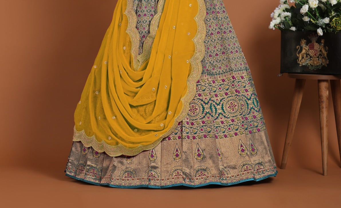 New Semi Stitiched Banarasi Lehenga Choli