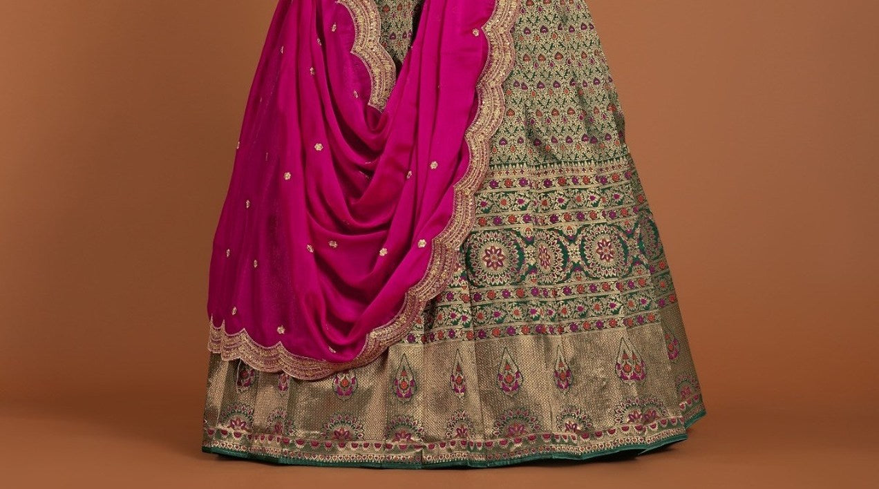 New Semi Stitiched Banarasi Lehenga Choli