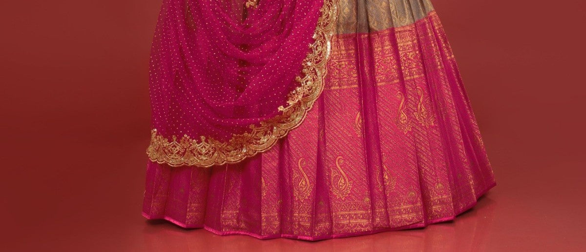 New Semi Stitiched Banarasi Lehenga Choli