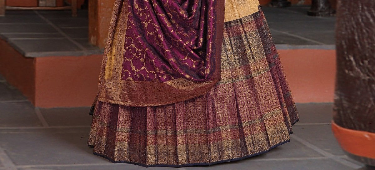 New Semi Stitiched Banarasi Lehenga Choli