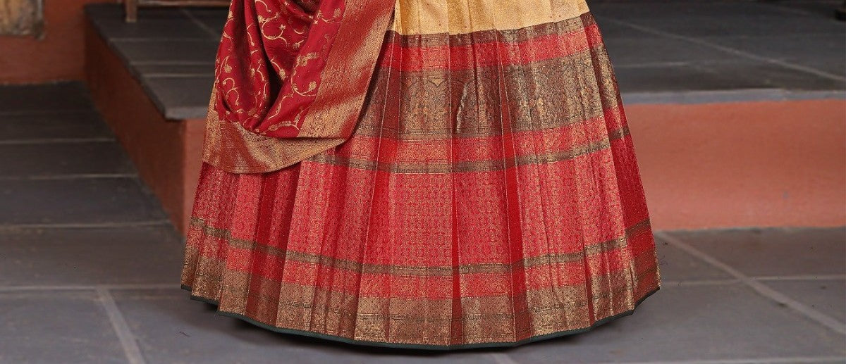 New Semi Stitiched Banarasi Lehenga Choli