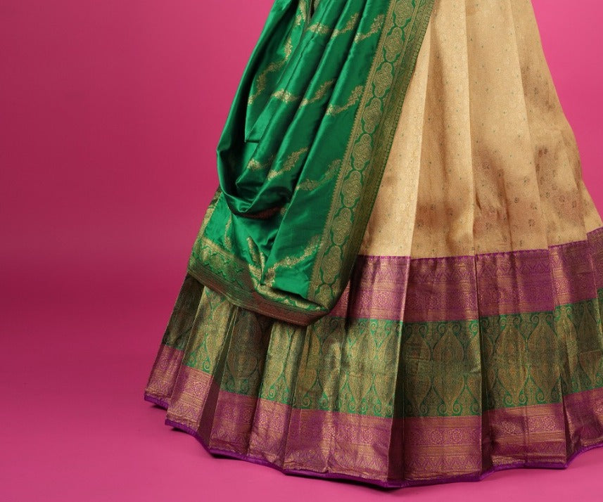 New Semi Stitiched Banarasi Lehenga Choli