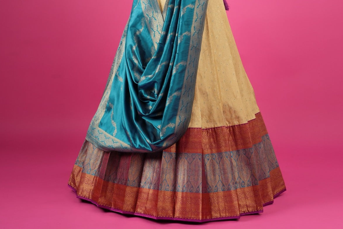 New Semi Stitiched Banarasi Lehenga Choli