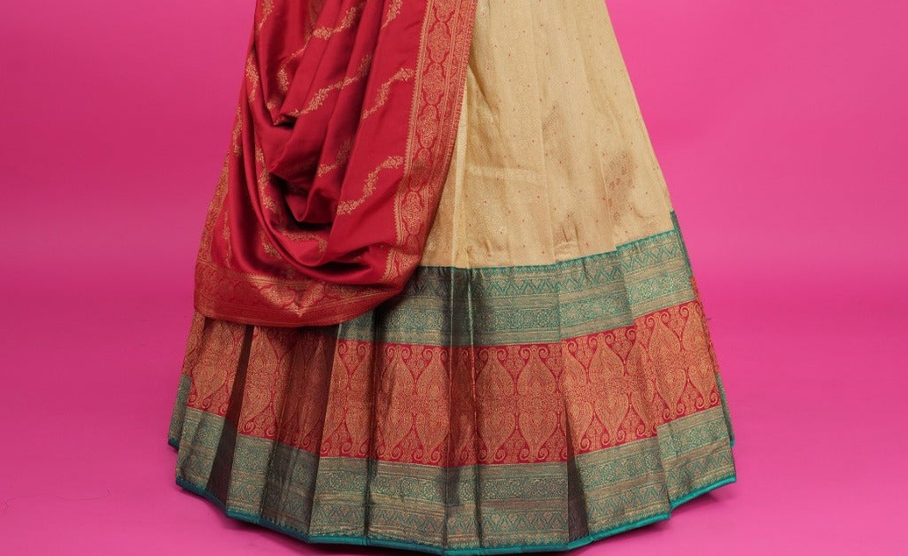 New Semi Stitiched Banarasi Lehenga Choli