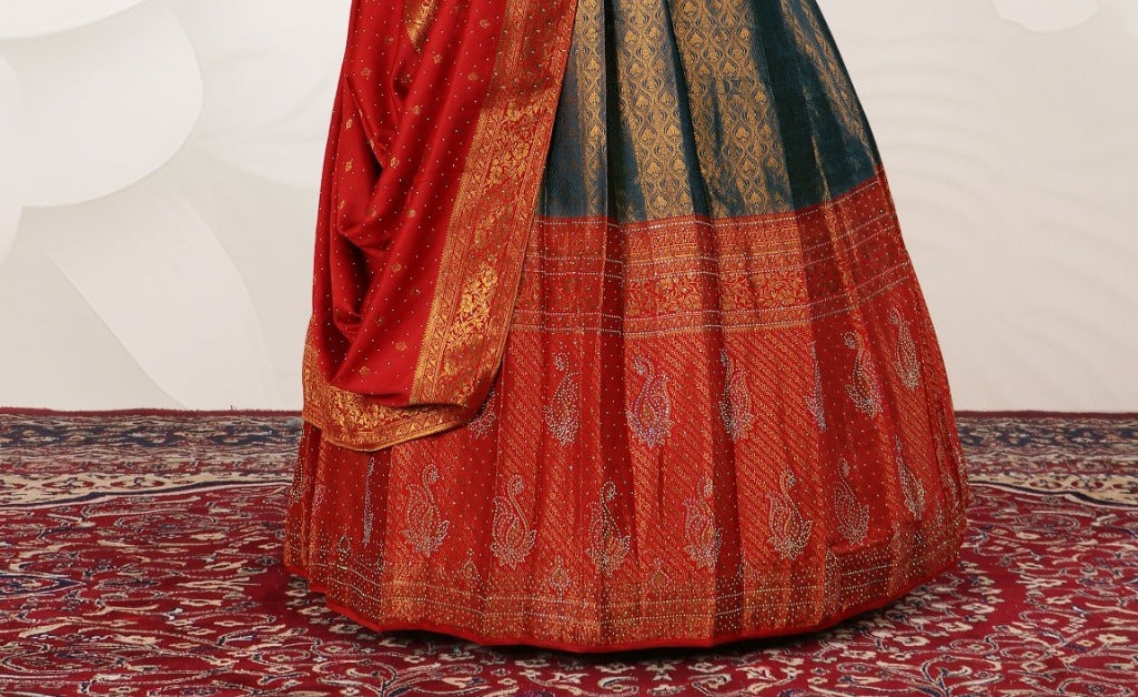 New Semi Stitiched Banarasi Lehenga Choli