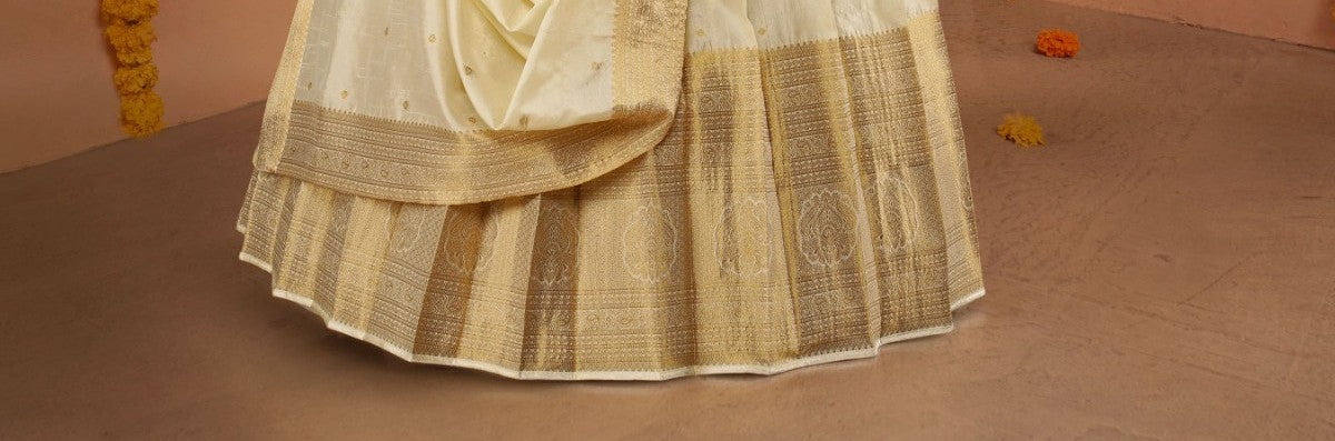 New Semi Stitiched Banarasi Lehenga Choli