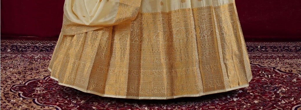 New Semi Stitiched Banarasi Lehenga Choli