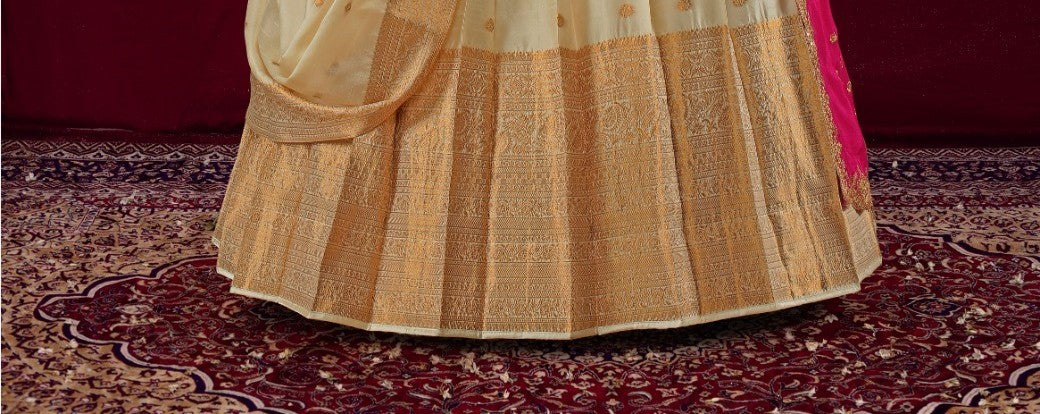 New Semi Stitiched Banarasi Lehenga Choli