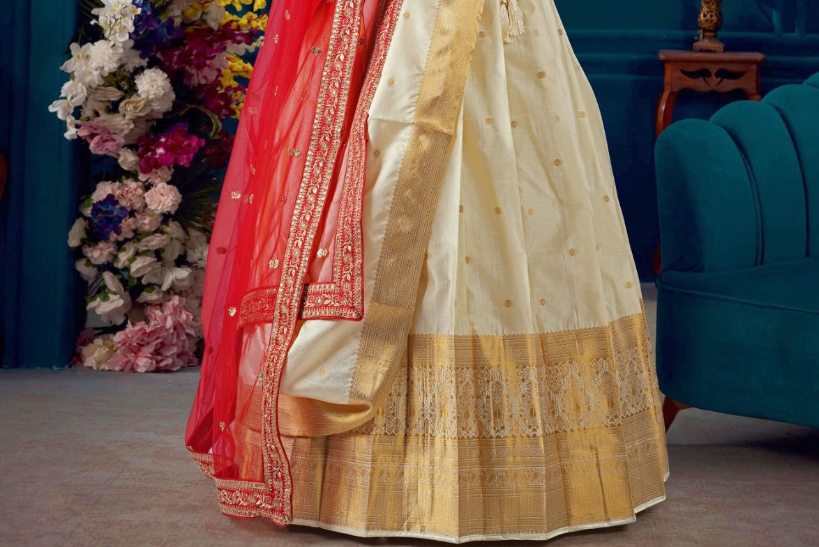 New Semi Stitiched Banarasi Lehenga Choli