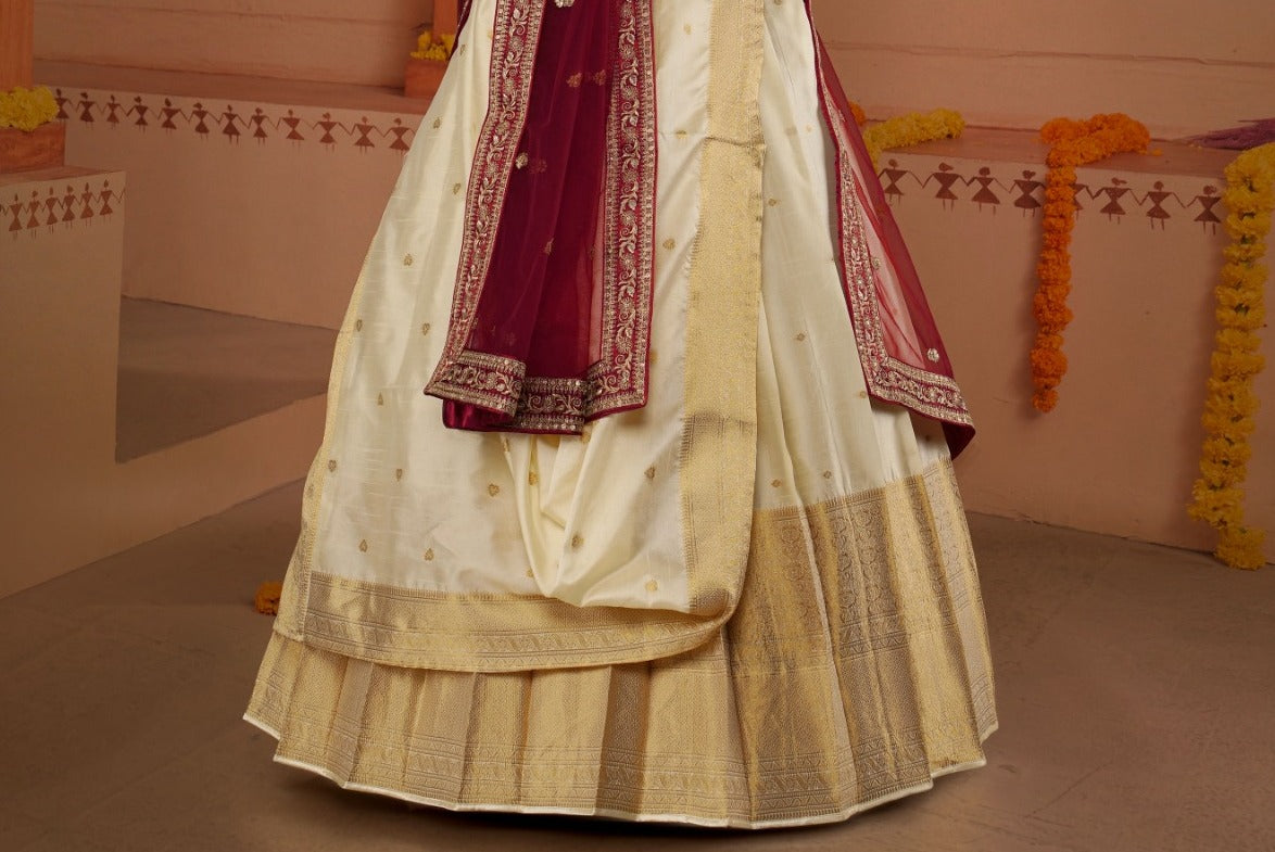 New Semi Stitiched Banarasi Lehenga Choli