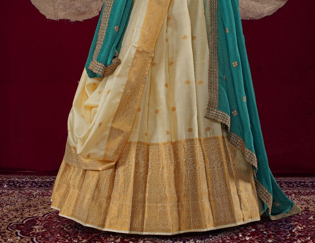 New Semi Stitiched Banarasi Lehenga Choli