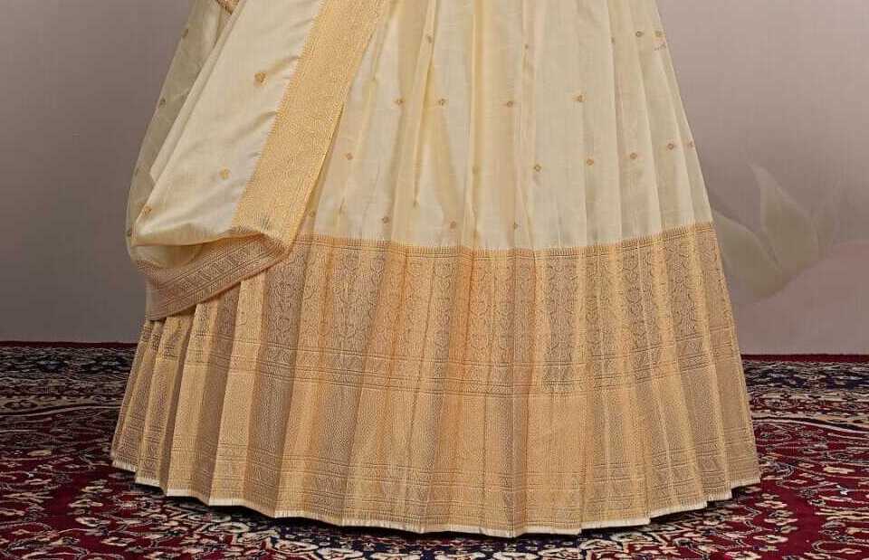 New Semi Stitiched Banarasi Lehenga Choli