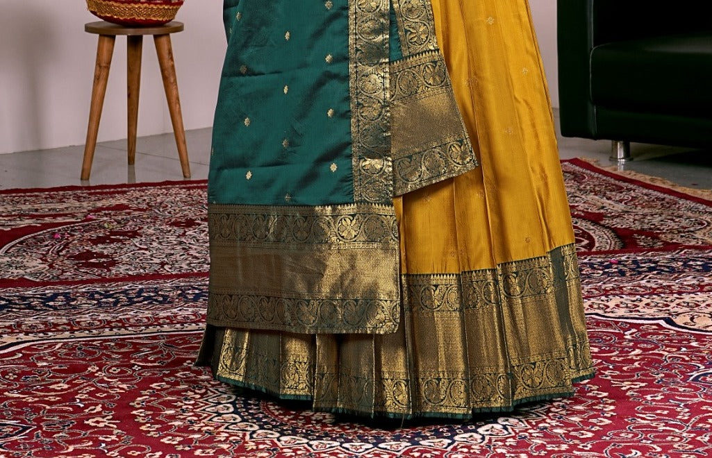 New Semi Stitiched Banarasi Lehenga Choli