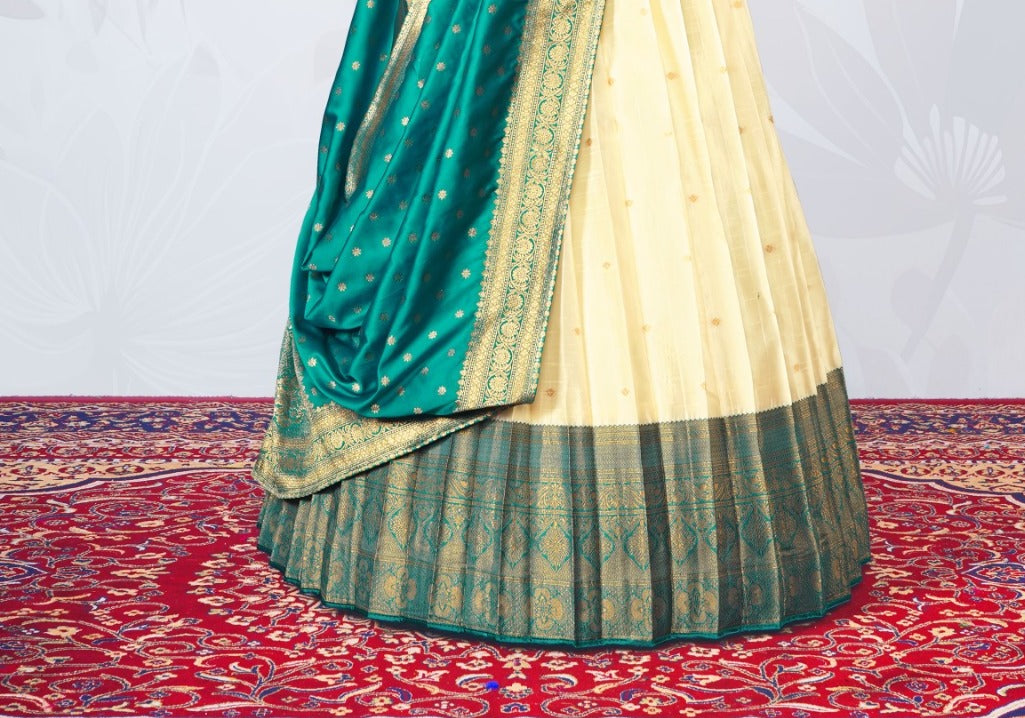 New Semi Stitiched Banarasi Lehenga Choli