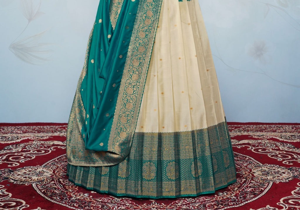 New Semi Stitiched Banarasi Lehenga Choli