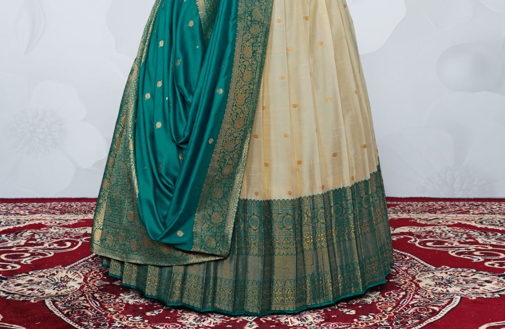 New Semi Stitiched Banarasi Lehenga Choli