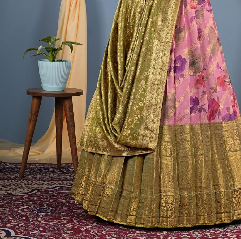 New Semi Stitiched Banarasi Lehenga Choli