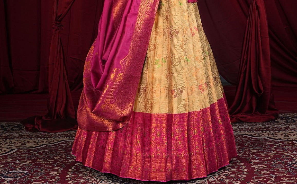 New Semi Stitiched Banarasi Lehenga Choli