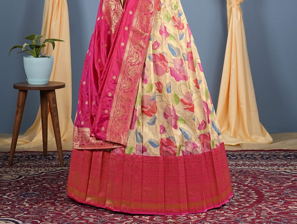 New Semi Stitiched Banarasi Lehenga Choli