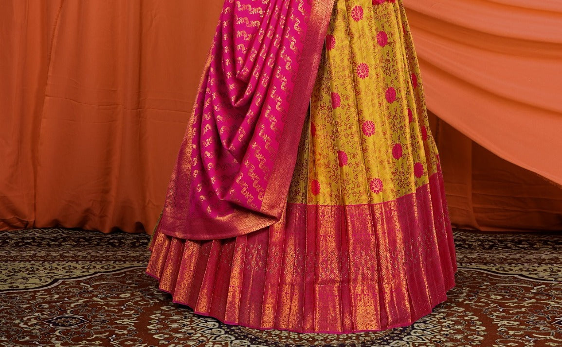 New Semi Stitiched Banarasi Lehenga Choli