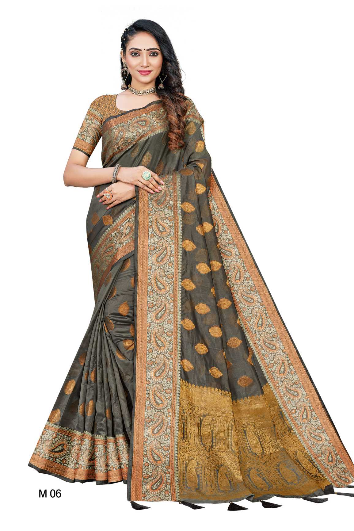 DESIGNER ORGANZA SAREE WITH RICH PALLU AND FANCY BORDER