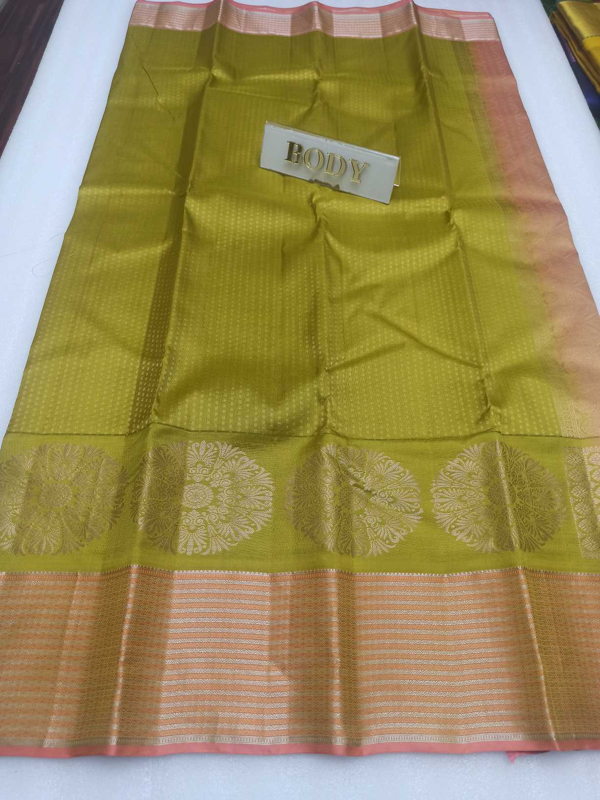 Latest Trendy 100% pure kanchipuram silk saree