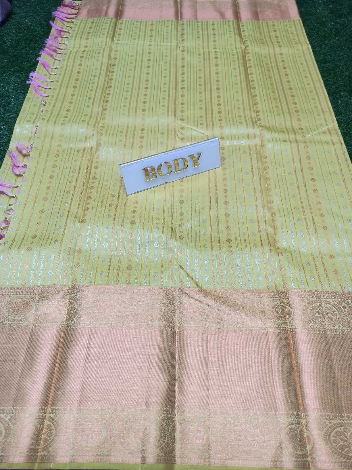 Latest Trendy 100% pure kanchipuram silk saree