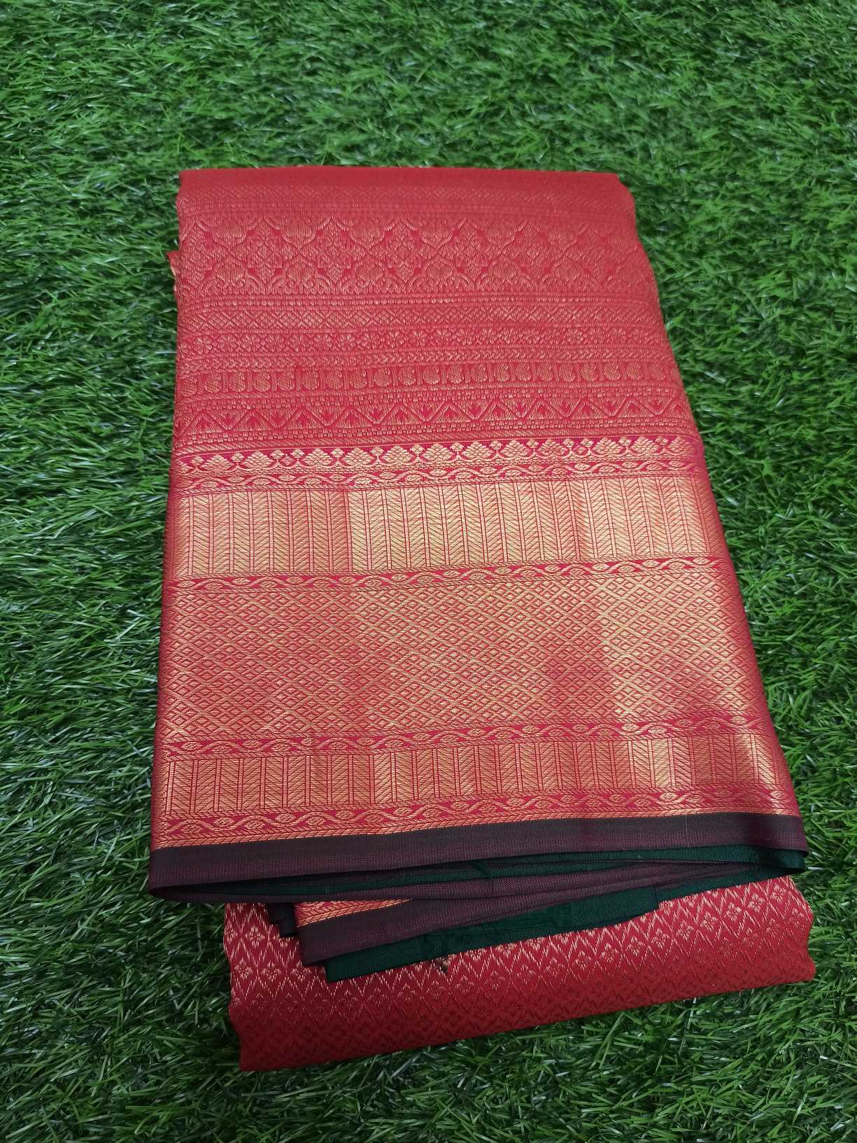 Latest Trendy 100% pure kanchipuram silk saree