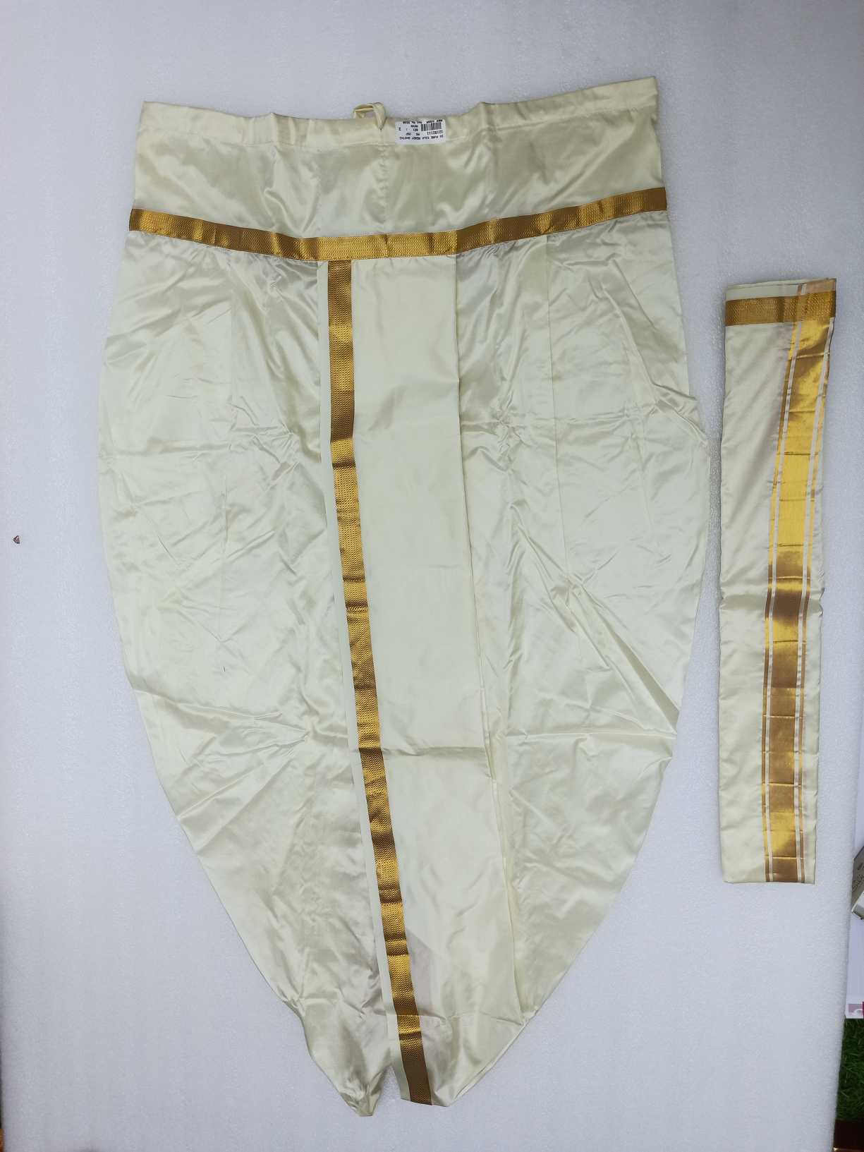 100% pure silk Ready Dhothi With shalya 1 cm Border Gold Jari